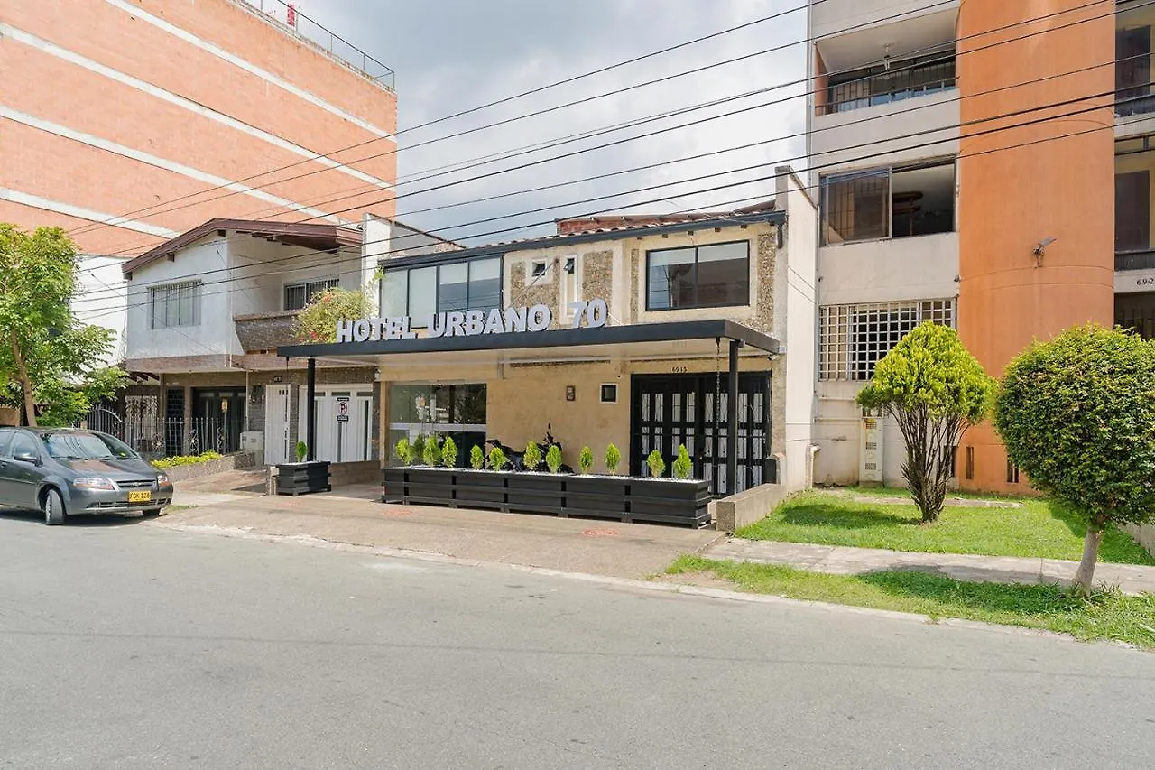 Hotel Urbano 70 Medellin 3*,