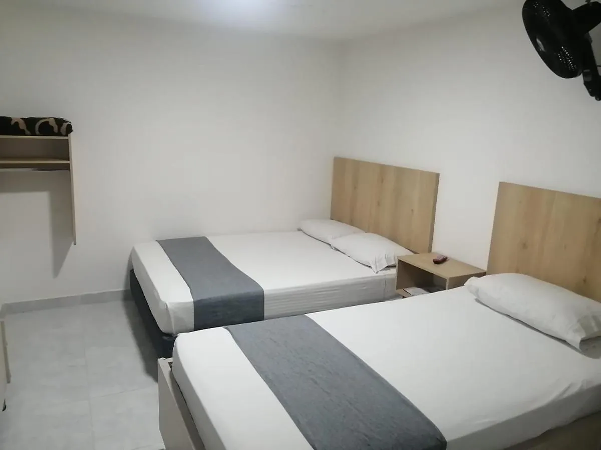 Hotel Urbano 70 Medellin
