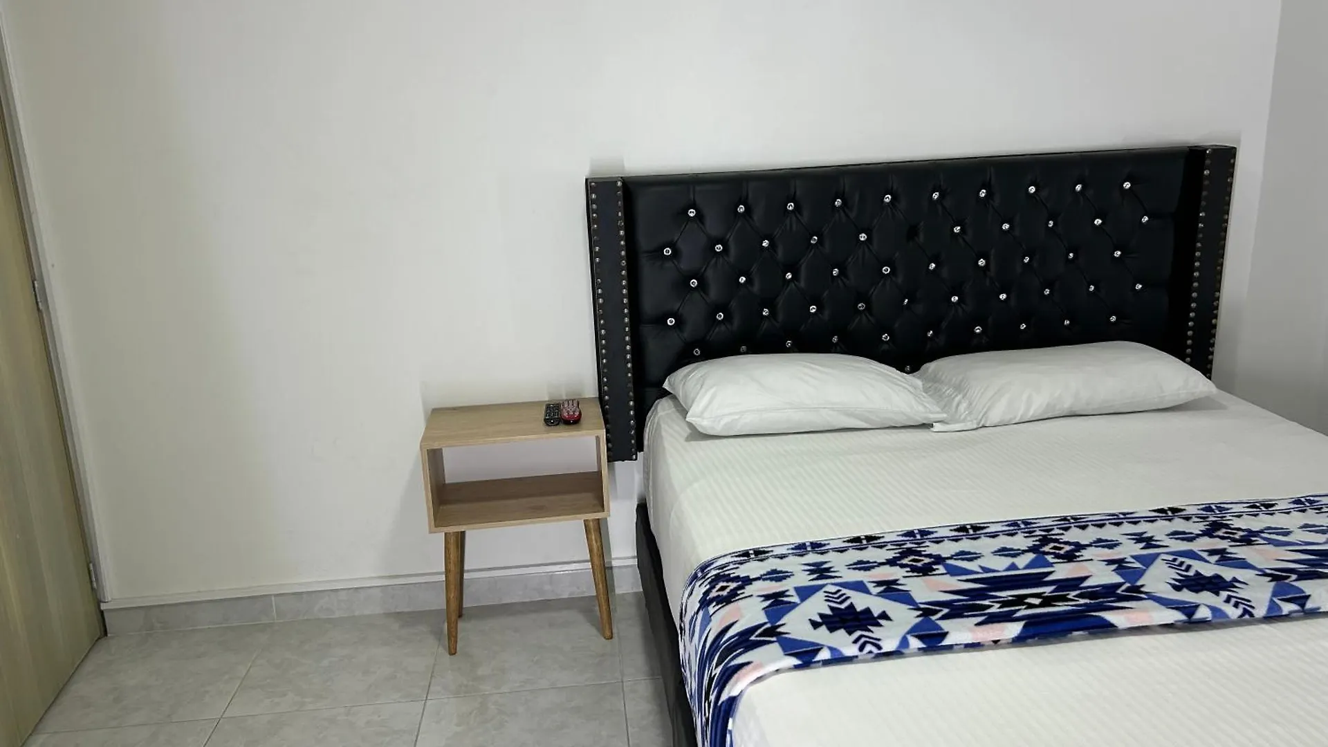 Hotel Urbano 70 Medellin 3*,  Colombia